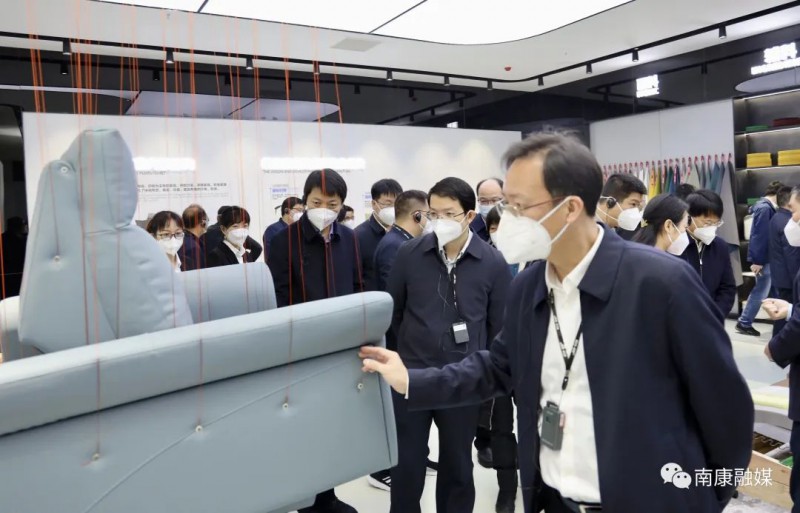 左右家居(贛州)有限公司年產27萬套軟體家具項目