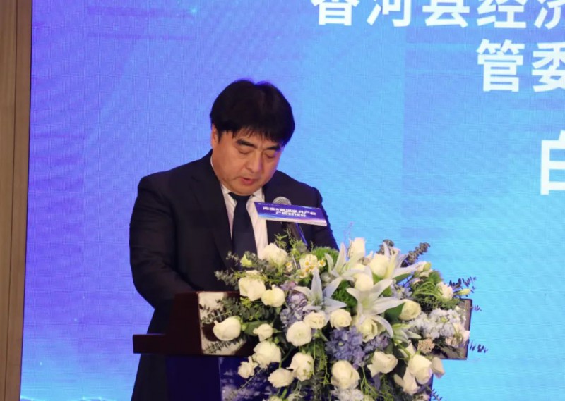 香河經(jīng)開(kāi)區(qū)黨工委副書(shū)記、管委會(huì)常務(wù)副主任白穎浩