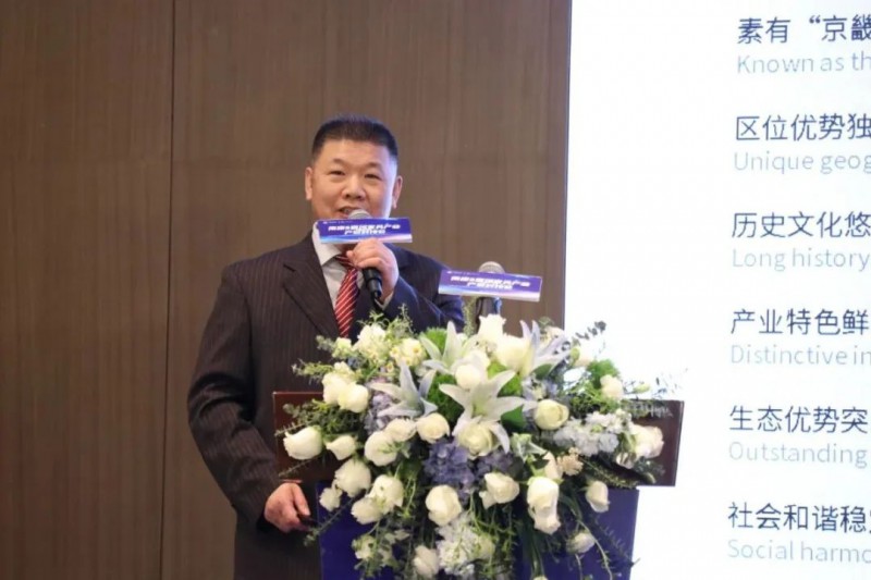 香河經(jīng)開(kāi)區(qū)家具城發(fā)展辦公室主任李萬(wàn)青