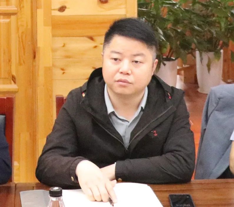 區(qū)家具協(xié)會秘書長楊劍