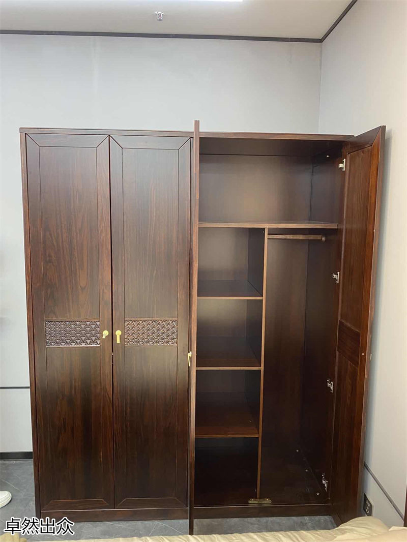 卓然出眾 新古典中式風(fēng)格烏檀木家具