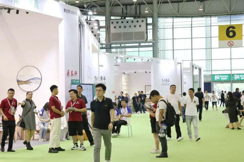 集中展示 共拓市場