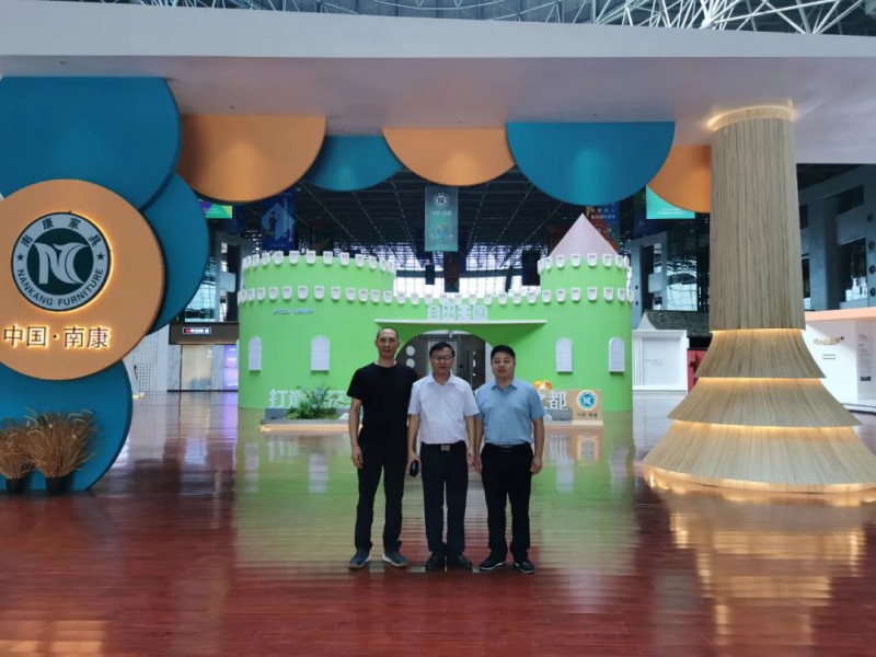 強(qiáng)強(qiáng)聯(lián)合，強(qiáng)鏈補(bǔ)鏈！南康家具與云浮石材達(dá)成戰(zhàn)略合作5