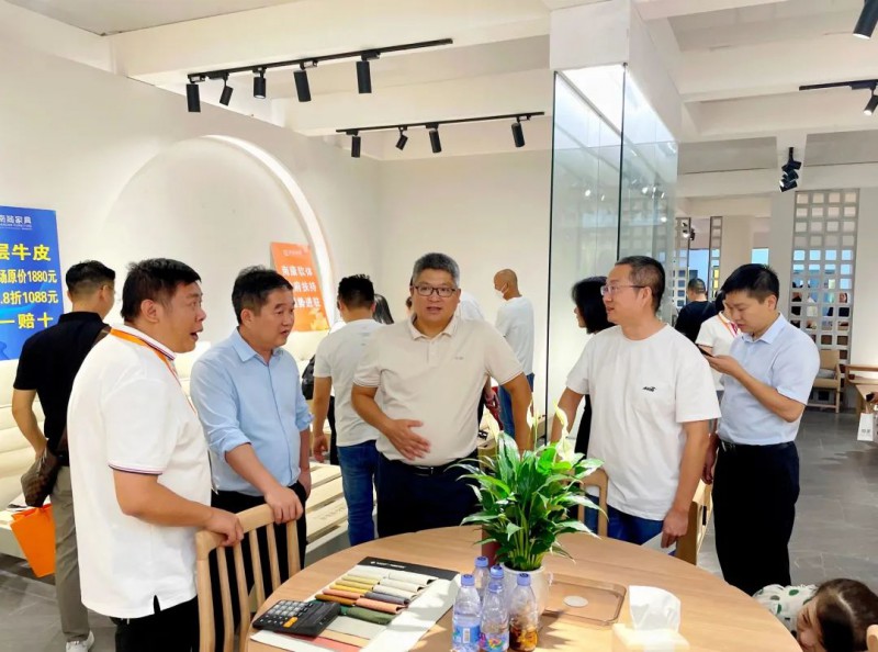 南康家具&ldquo;搶市場、搶訂單&rdquo;&mdash;&mdash;龍江家具展篇