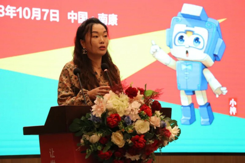 自媒體達人代表賴玉香