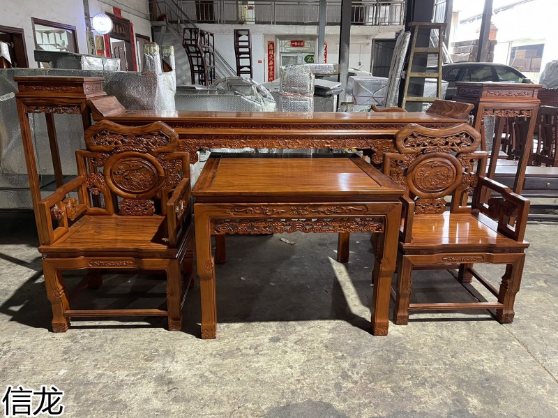 信龍紅木非花家具