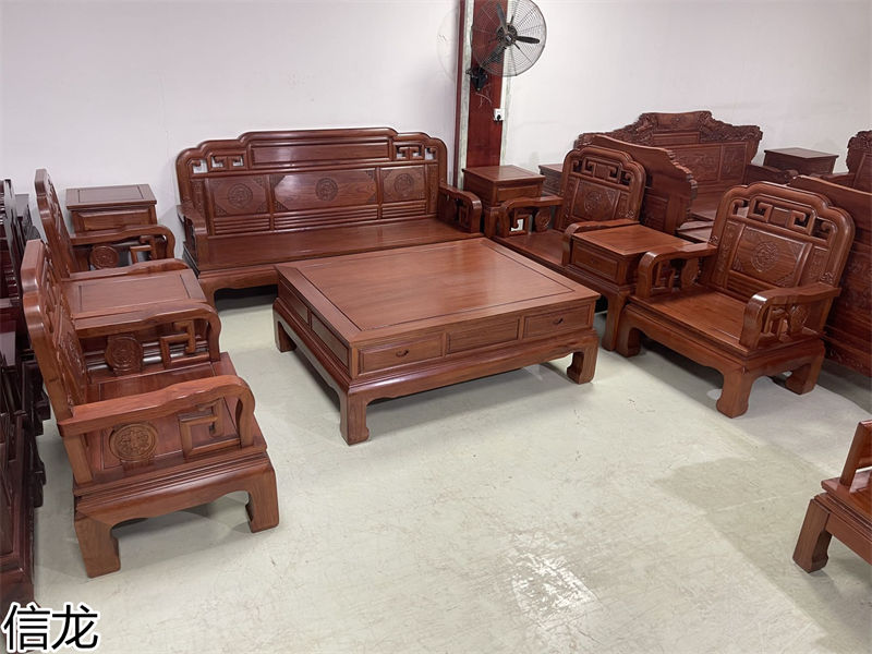 信龍紅木巴花家具