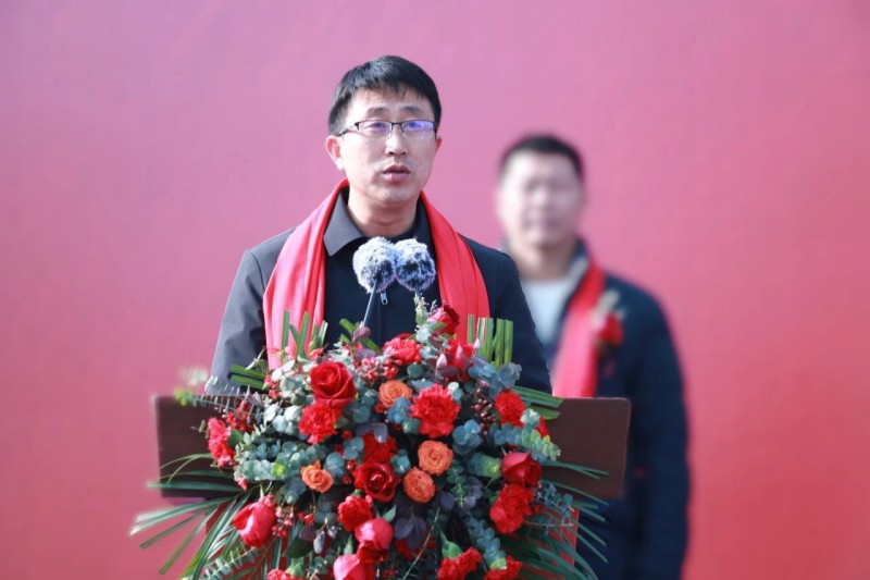 區政府副區長黃明山