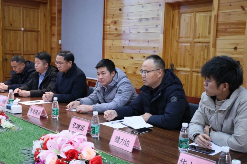 參會企業就團體標準的制定、企業需求和軟體發展發表了自己的看法和見解1