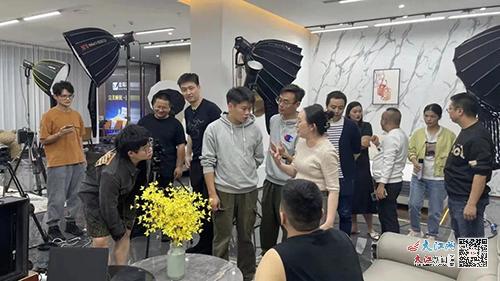 盈海家博城“直播間”