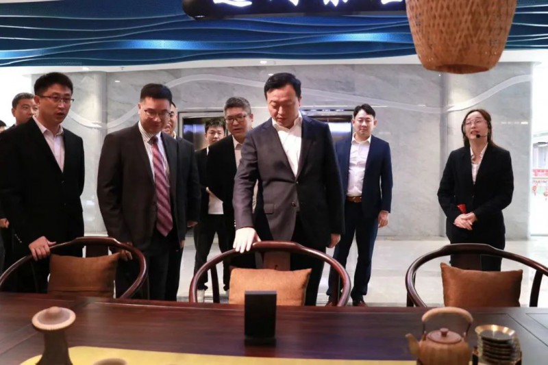 政府指導(dǎo)、市場(chǎng)運(yùn)作、企業(yè)唱戲、百姓受益