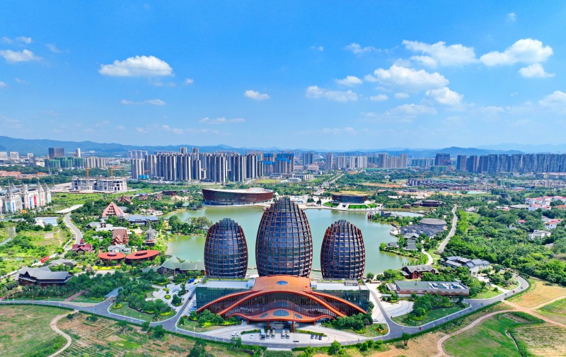 國家AAAA級旅游景區南康家居小鎮